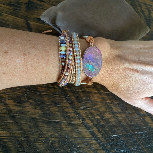 Boho Style Beaded Wrap Bracelet - large colorful stone and pretty beads & clasp - Picture 5 of 9